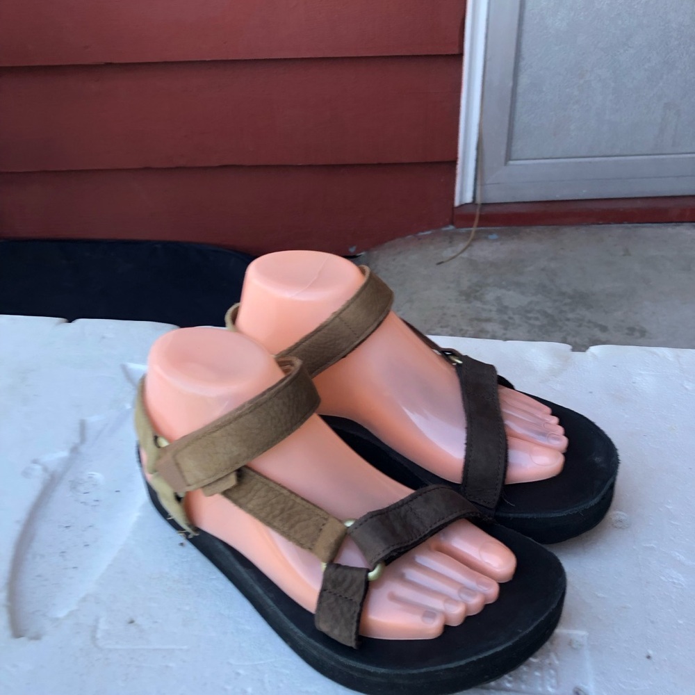 Teva Midform Universal Leather Tan Desert Sand Gray Sandals 1102435 Size 8 - Picture 10 of 16